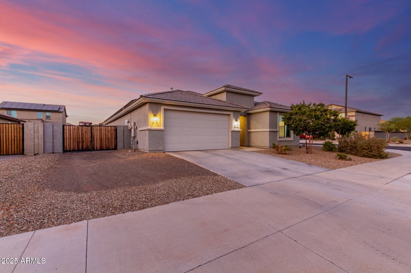 18502 Carlota Ln, Surprise, AZ 85387