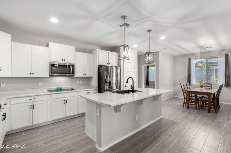 18502 Carlota Ln, Surprise, AZ 85387