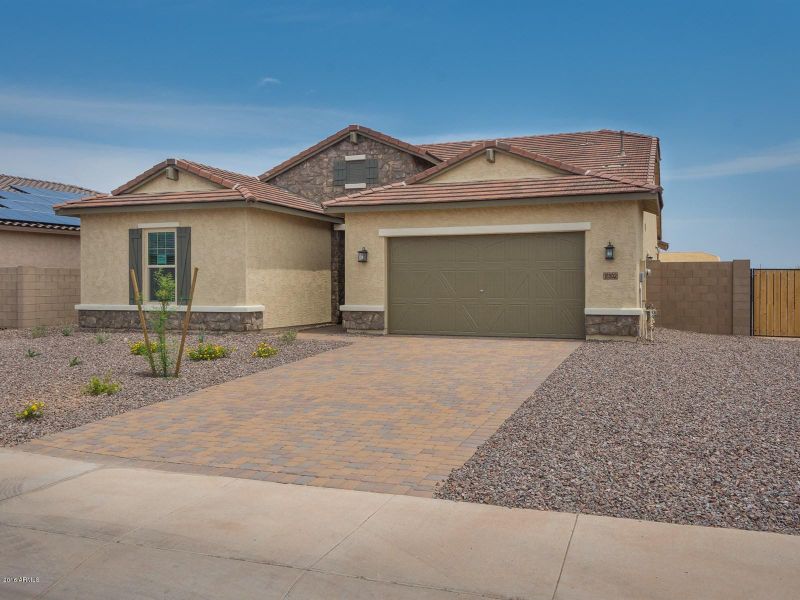 18502 W Devonshire Ave, Goodyear, AZ 85395