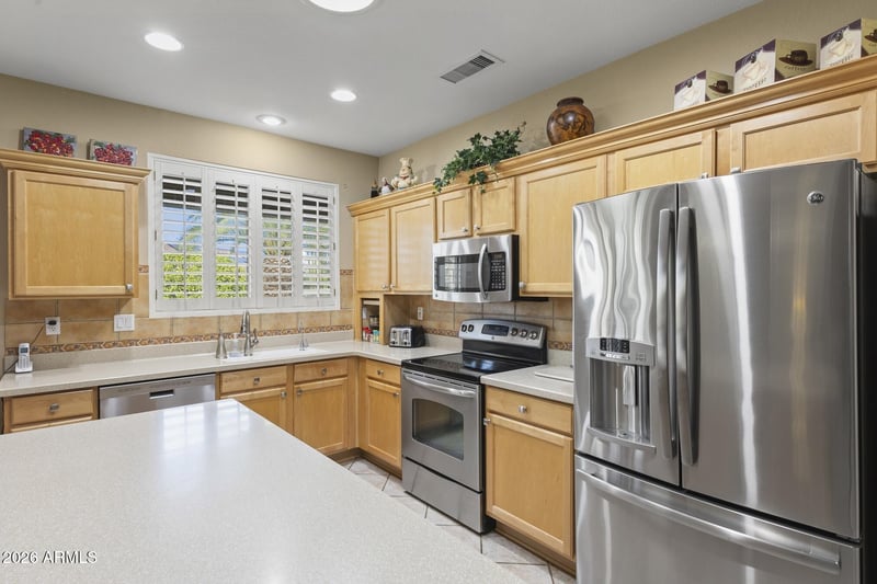 18503 N Sunray Ct, Surprise, AZ 85374