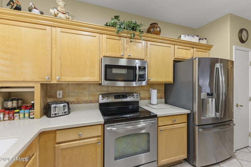 18503 N Sunray Ct, Surprise, AZ 85374