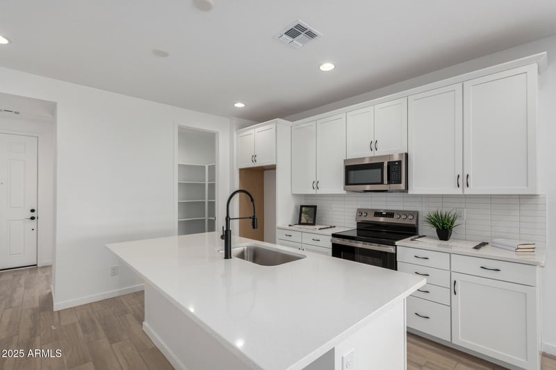 18507 Camila Dr, Gold Canyon, AZ 85118