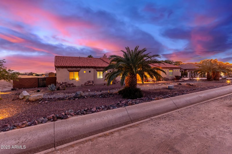 18509 Bethany Home Rd, Litchfield Park, AZ 85340