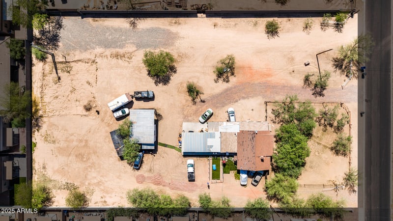 1851 Campo Bello Dr, Phoenix, AZ 85022