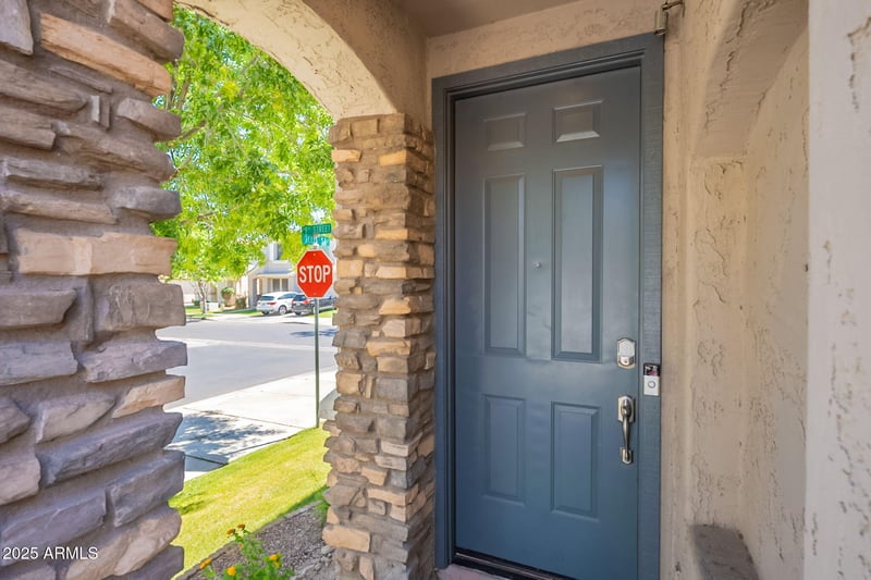1851 Ellis St, Phoenix, AZ 85042