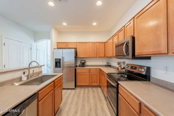 1851 Ellis St, Phoenix, AZ 85042