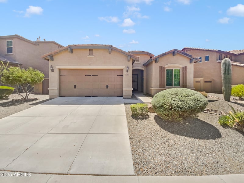 1851 Fetlock Trl, Phoenix, AZ 85085