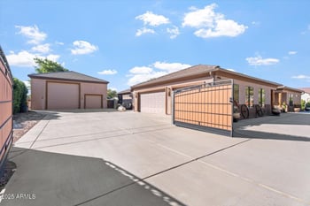 18515 Bethany Home Rd, Litchfield Park, AZ 85340