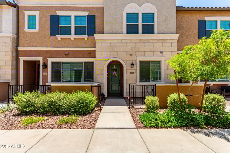 1852 Chelsea Ln #103, Gilbert, AZ 85295
