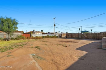 1852 Mobile Ln, Phoenix, AZ 85040