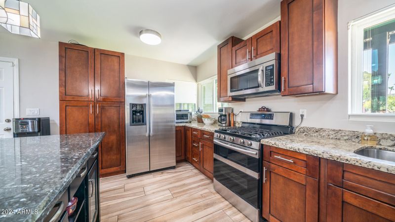 1852 N 39th St, Phoenix, AZ 85008