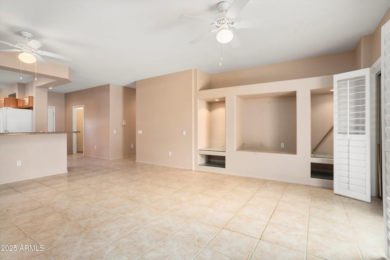 18522 Borgata Dr, Surprise, AZ 85374