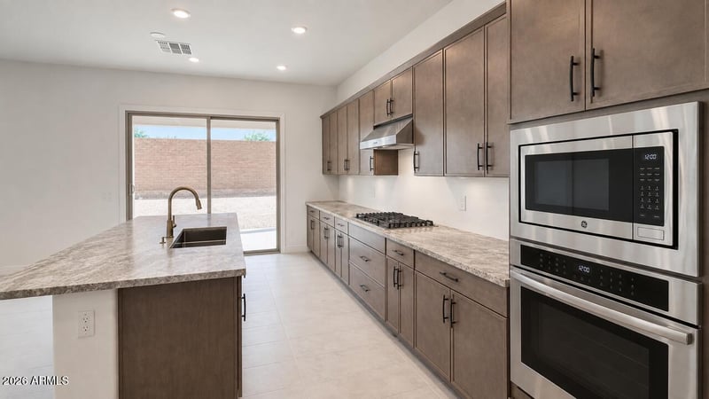 18522 W Cathedral Rock Dr, Goodyear, AZ 85338