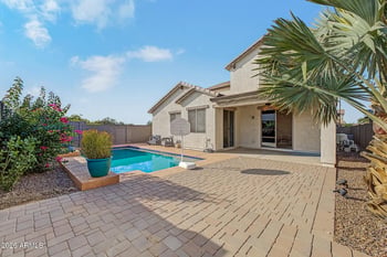 18527 W Surprise Farms Loop N, Surprise, AZ 85388