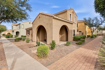 1853 Balboa Dr, Gilbert, AZ 85295