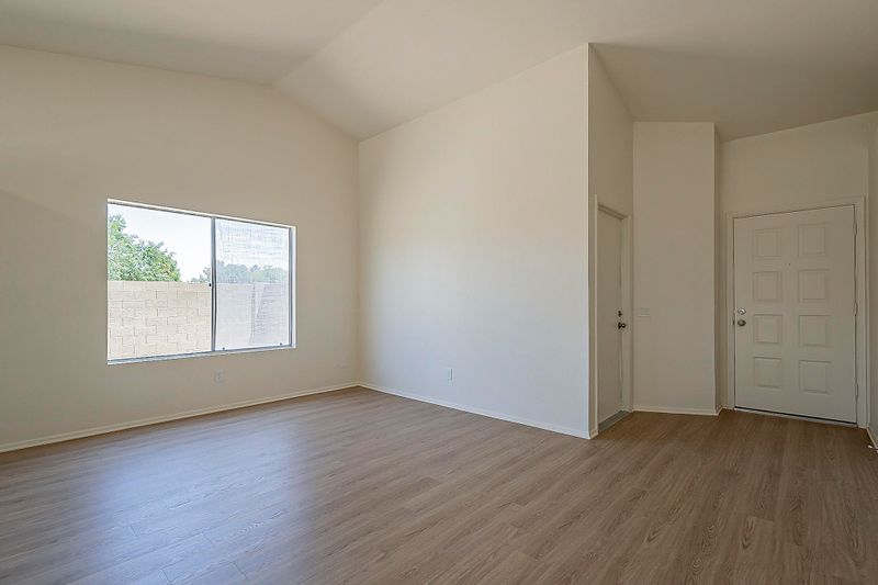 1854 E Grandview Rd, Phoenix, AZ 85022