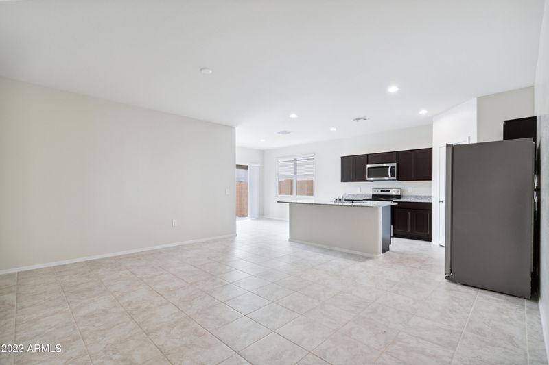 1854 W Sombra Ave, Apache Junction, AZ 85120