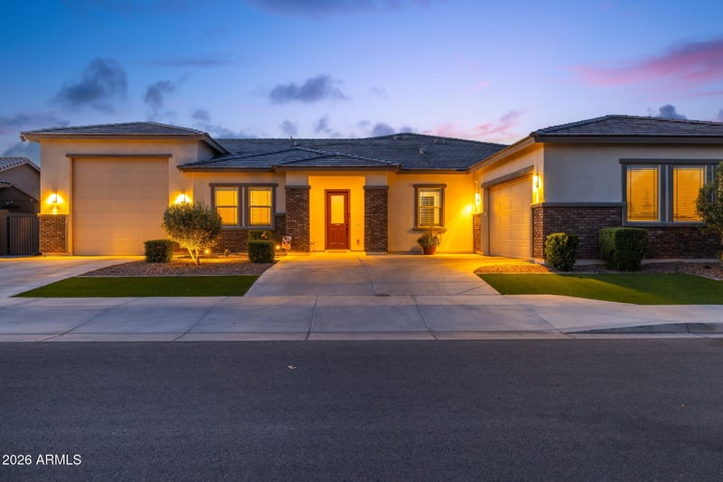 18540 Colter St, Litchfield Park, AZ 85340