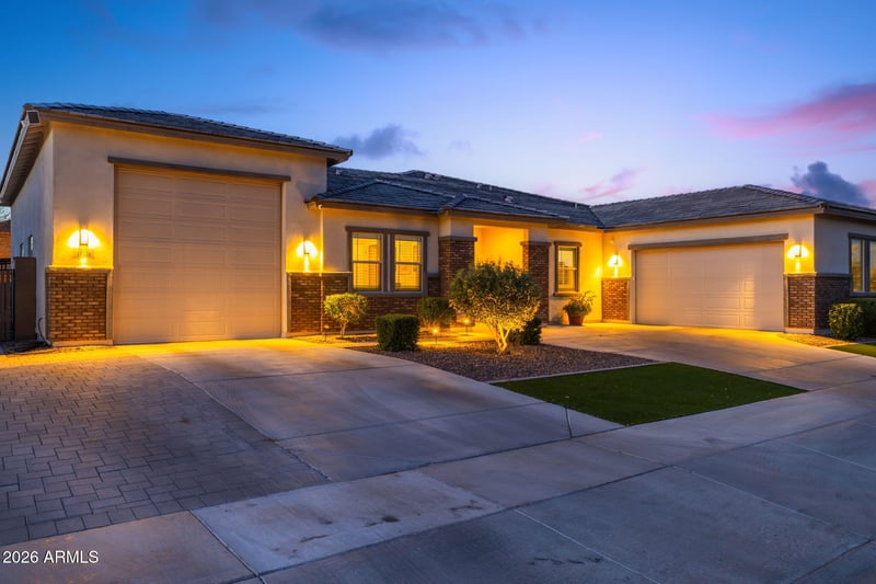 18540 Colter St, Litchfield Park, AZ 85340