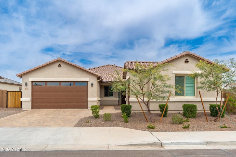 18542 Seldon Ln, Waddell, AZ 85355