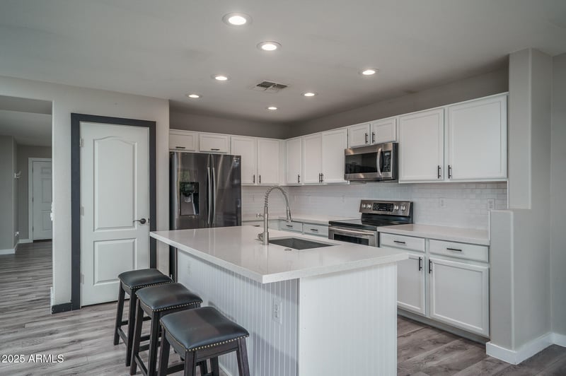 18546 Udall Dr, Surprise, AZ 85374