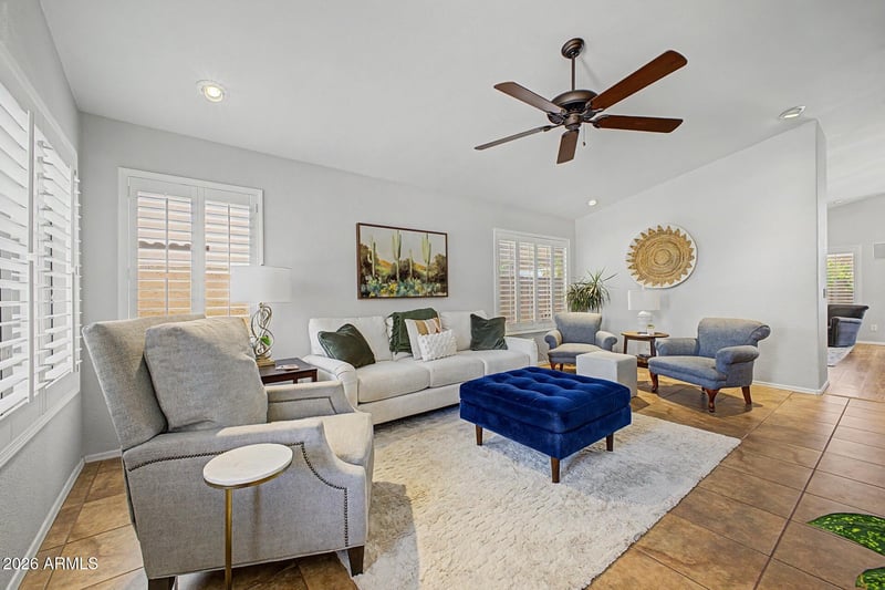 1855 W Hiddenview Dr, Phoenix, AZ 85045