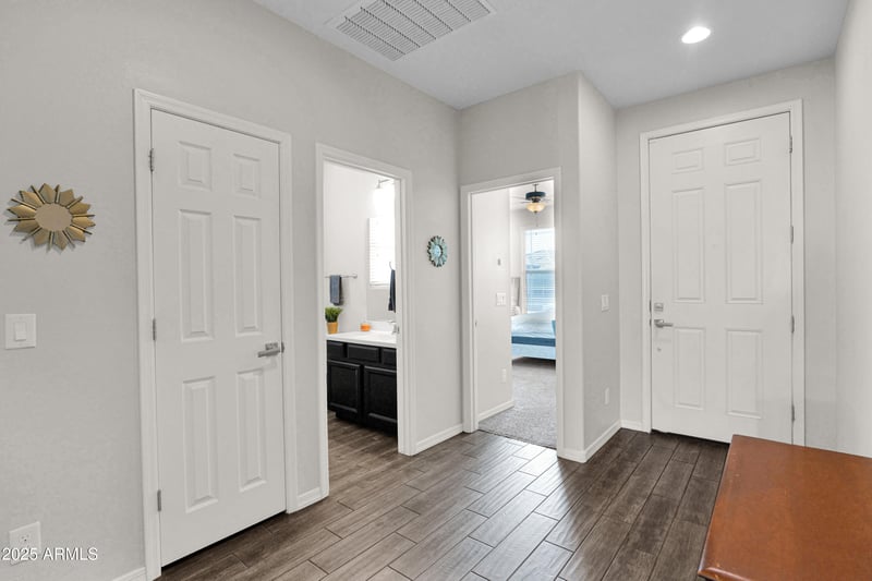 18552 Yucatan Dr, Surprise, AZ 85388