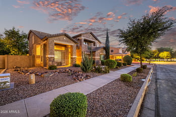 18553 Strawberry Dr, Queen Creek, AZ 85142