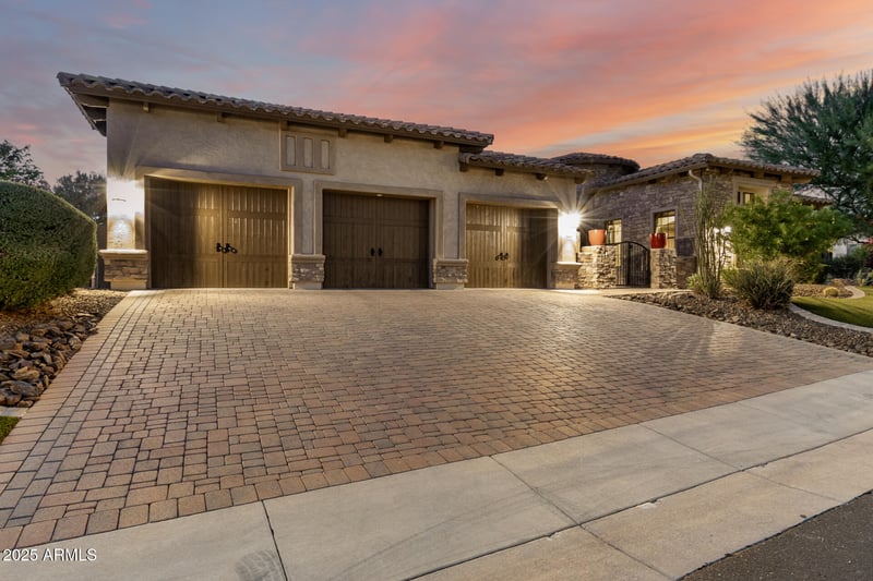 1856 Atwood --, Mesa, AZ 85207