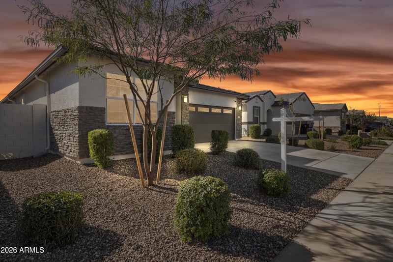18563 Desert Hollow Dr, Wittmann, AZ 85361