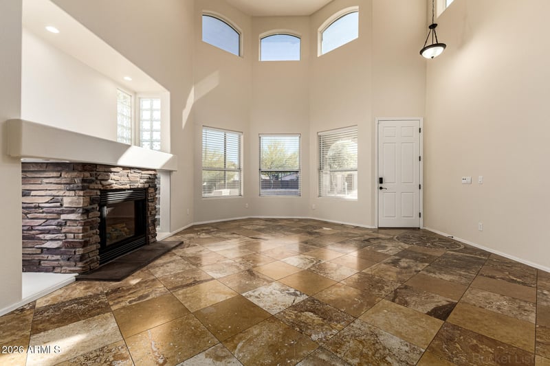 18564 Onyx Ave, Waddell, AZ 85355