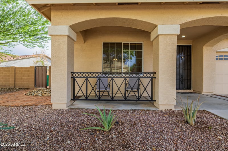 18567 Onyx Ave, Waddell, AZ 85355