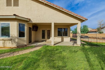 18567 Onyx Ave, Waddell, AZ 85355