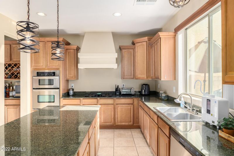 1857 S Seton Ave, Gilbert, AZ 85295