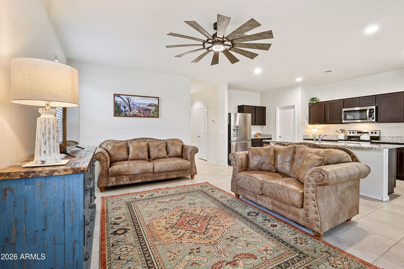 18570 Desert Hollow Dr, Wittmann, AZ 85361
