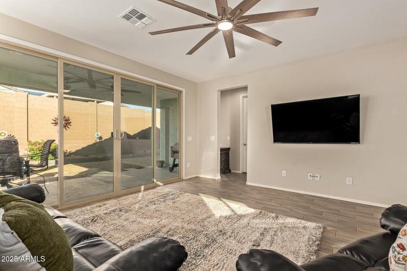 18572 Cottontail Ln, Wittmann, AZ 85361