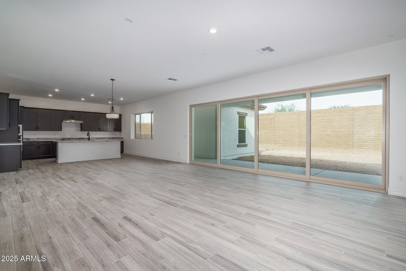 18575 Sapium Way, Goodyear, AZ 85338
