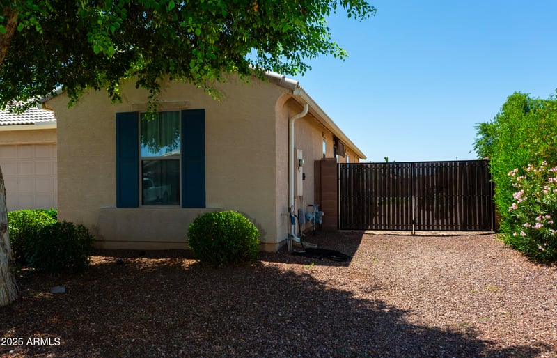 18575 Vogel Ave, Goodyear, AZ 85338