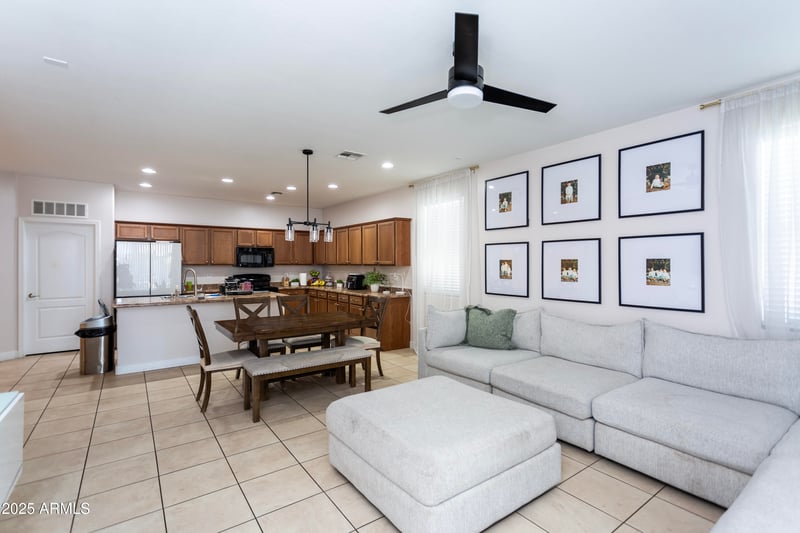 18575 Vogel Ave, Goodyear, AZ 85338