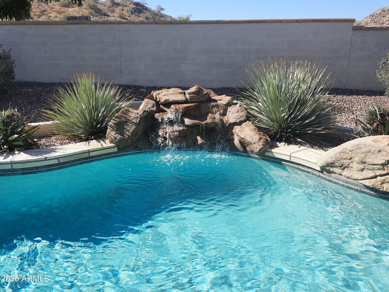 18575 W Capistrano Ave, Goodyear, AZ 85338