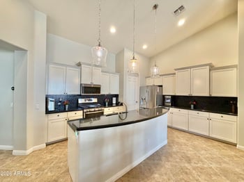 18582 Swan Dr, Queen Creek, AZ 85142