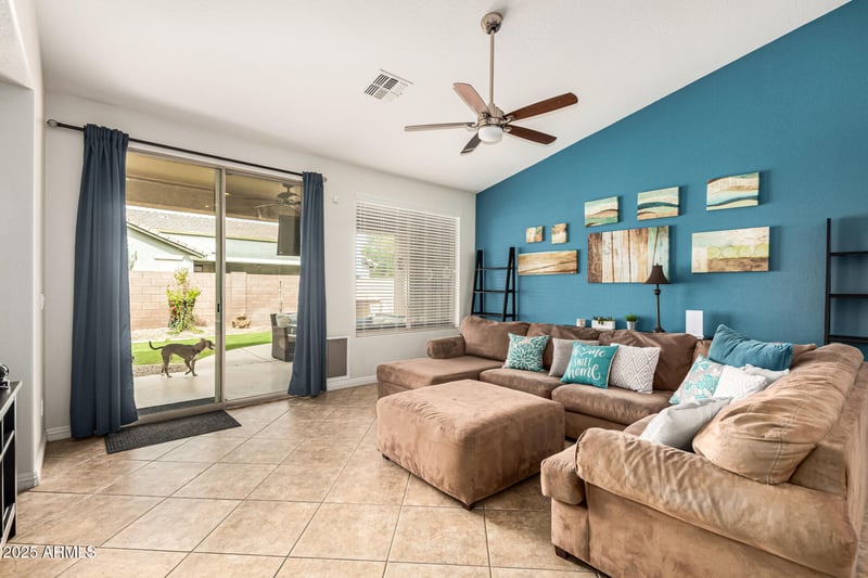 18582 Swan Dr, Queen Creek, AZ 85142