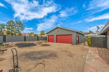 18585 70th Ave, Glendale, AZ 85308