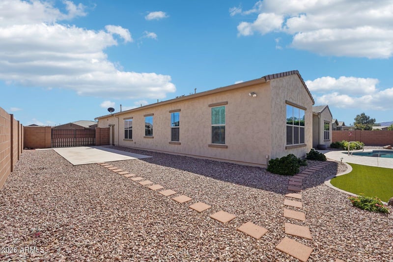 18590 W Coolidge St, Goodyear, AZ 85395