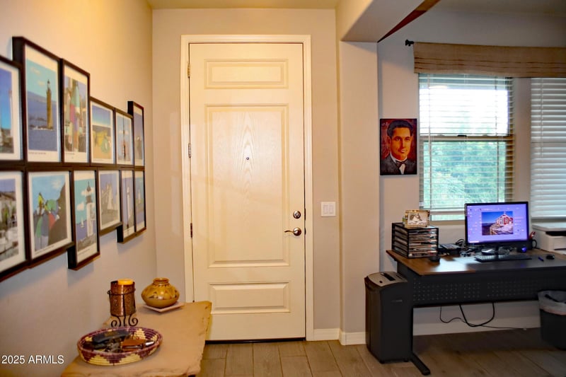 18597 Robin Ln, Surprise, AZ 85387