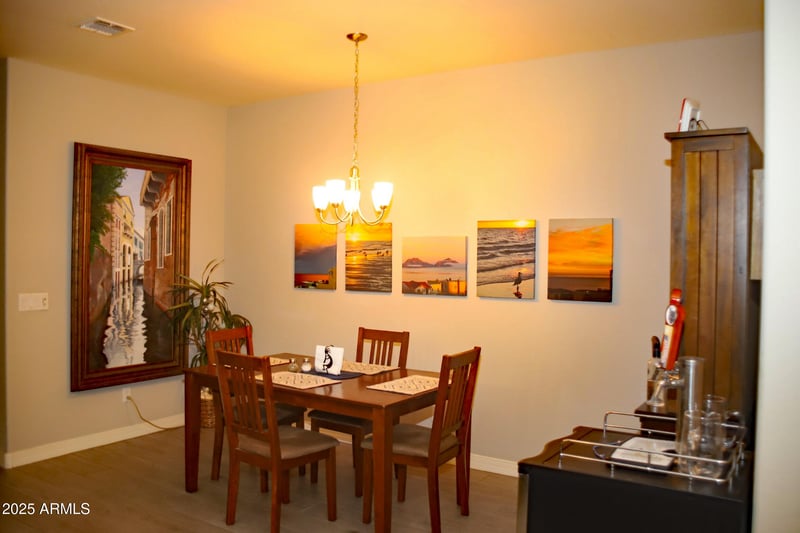 18597 Robin Ln, Surprise, AZ 85387