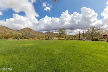1860 Buckhorn Trl, Phoenix, AZ 85085
