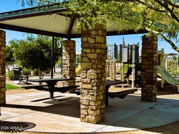 18601 Cottontail Ln, Surprise, AZ 85387