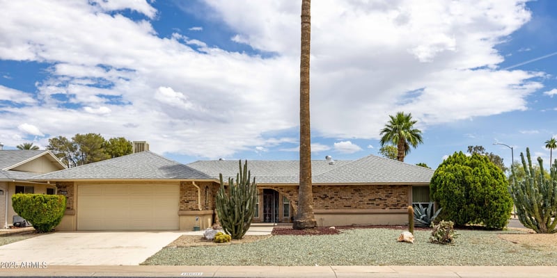 18601 Welk Dr, Sun City, AZ 85373