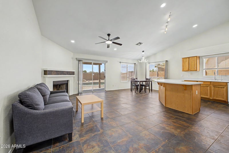 18604 N 30th Pl, Phoenix, AZ 85050